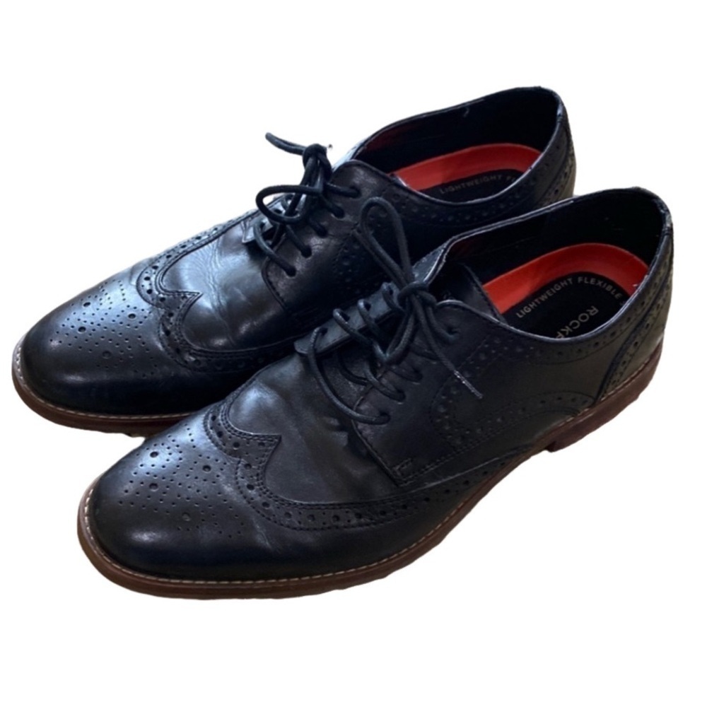 Rockport Men's Black Oxford Shoes. Size 9.5. Lace up. Wing tip, classy.